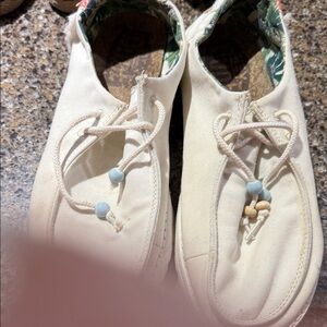 Hey Dude White Women's Slippers